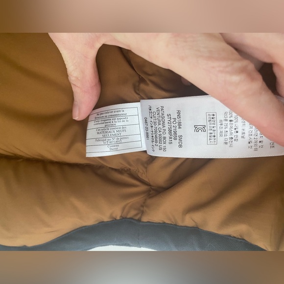 Men’s Patagonia Bivy Down Vest- Tan & Blue - Picture 8 of 10